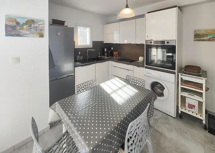 Stunning In D'aude With Wifi